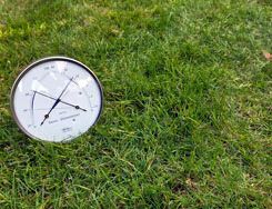 Temperatursumme als gutes Signal für  Rasen-Startdüngung im Frühjahr